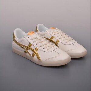 NWT Onitsuka Tiger Tokuten Low-Top Casual Running Shoes